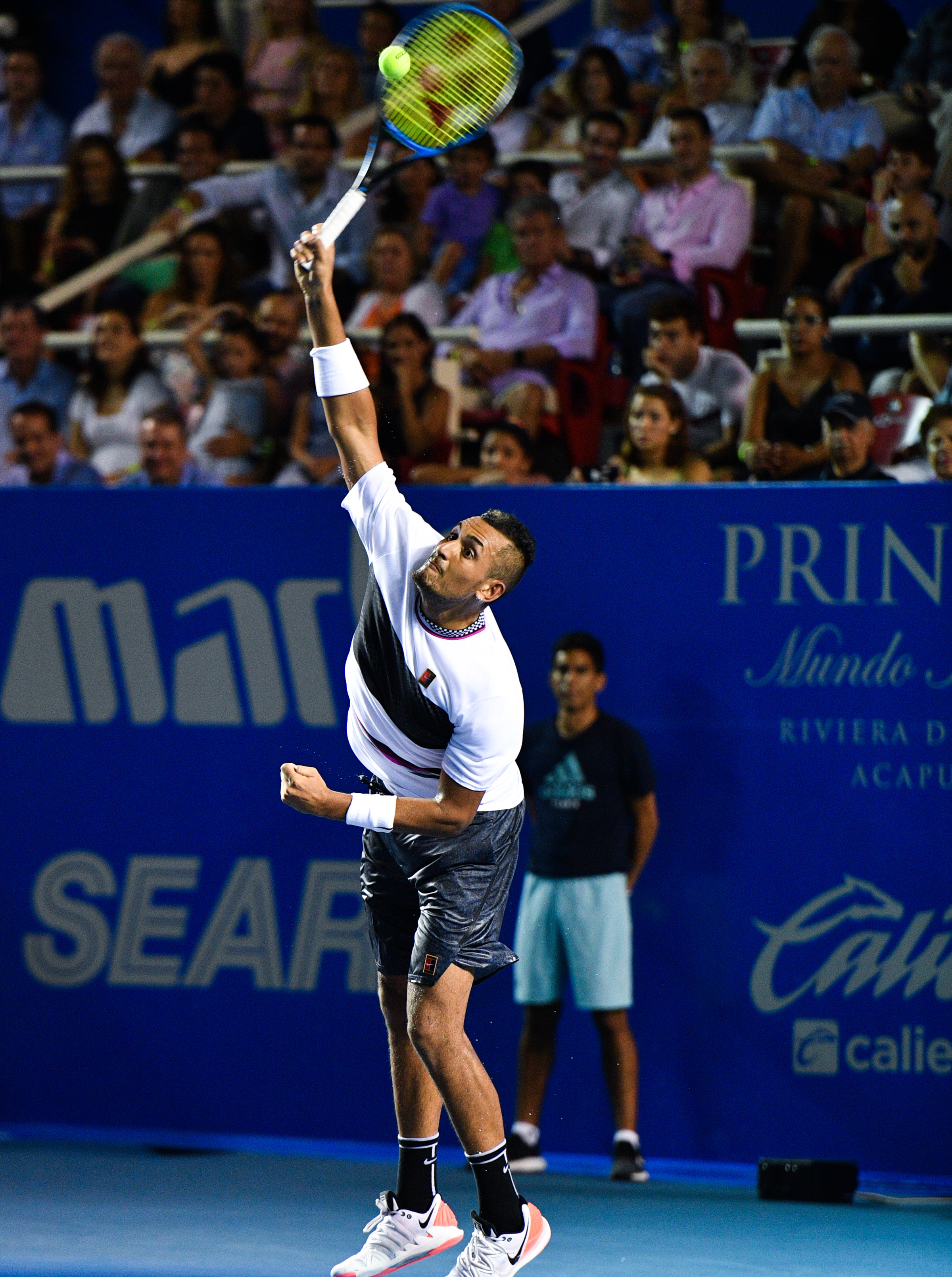 关于西班牙网球队横扫日本网球队,克耶高斯惊艳世界的信息 关于西班牙网球队横扫日本网球队,克耶高斯惊艳世界的信息