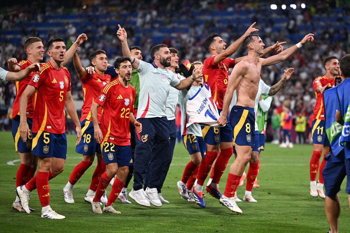 葡萄牙横扫乌拉圭，库尔图瓦惊艳四座的简单介绍