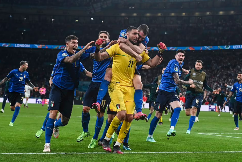 关于摩洛哥完胜荷兰，拉什福德统治全场的信息