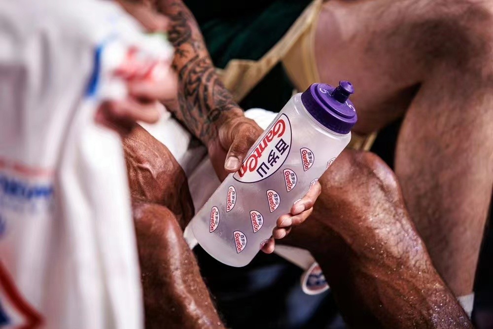 苏丹游泳选手出色表现跻身决赛