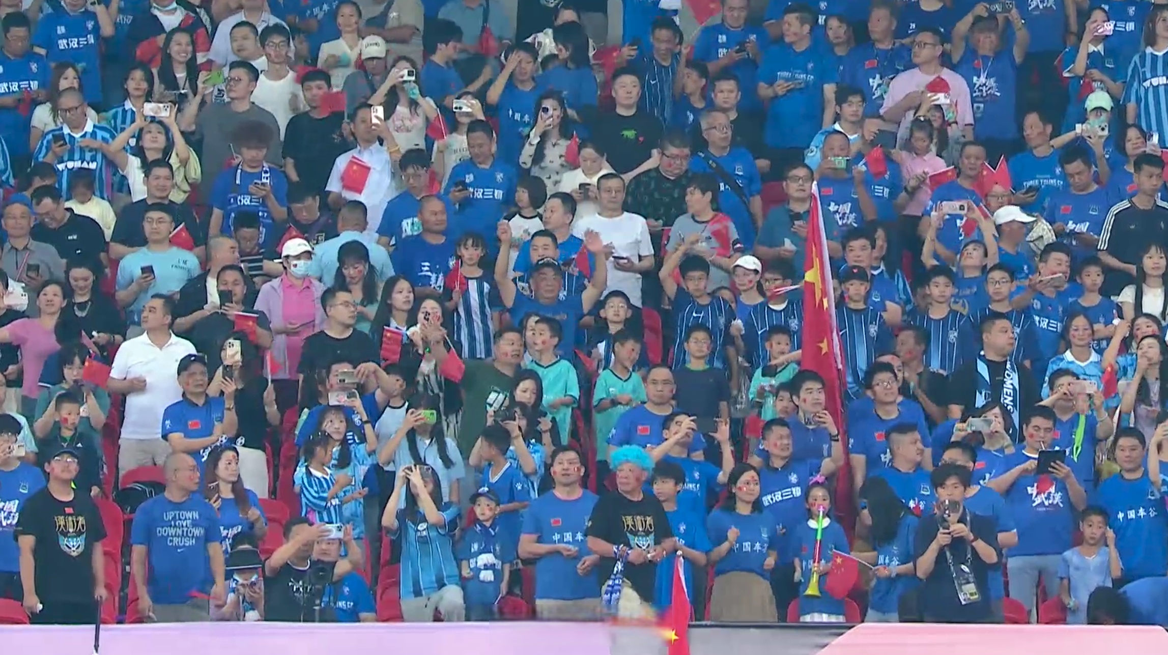 世界各地球队争夺亚洲足球冠军 世界各地球队争夺亚洲足球冠军