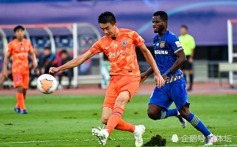 大连一方惨负山东鲁能，遭遇新赛季首场失利的简单介绍