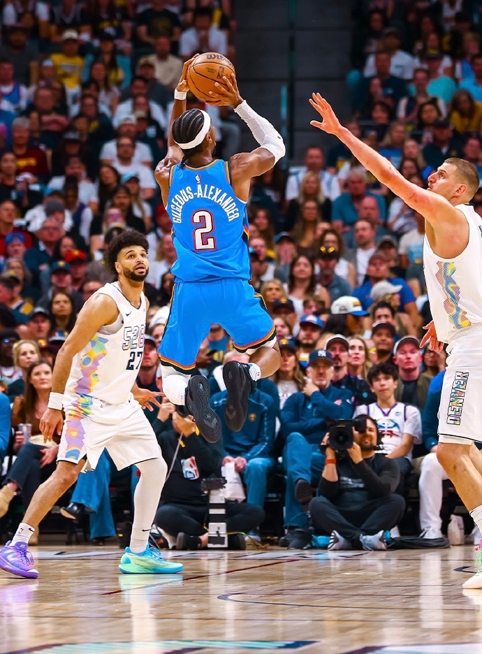 关于掘金客场大胜爵士，实现反弹的信息