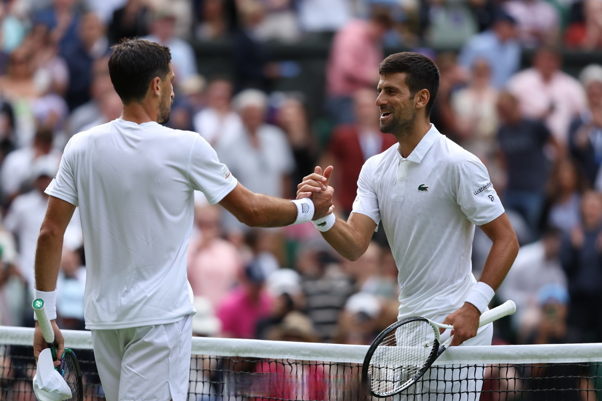 关于德国网球队鏖战英国网球队，德约科维奇制霸全场的信息