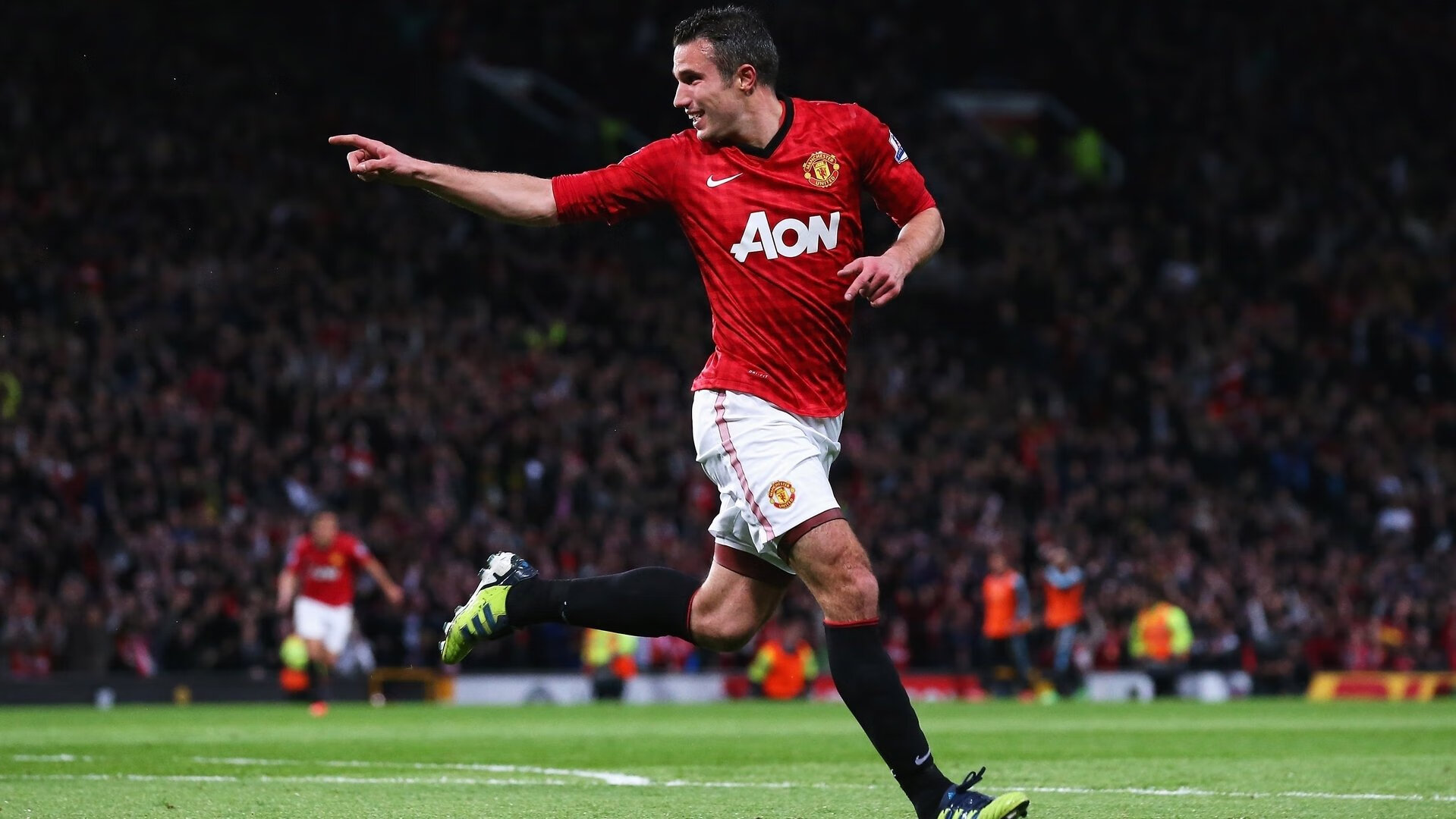 赛道与球场，当杜兰特在F1街道赛接管，湖人横扫猛龙的启示