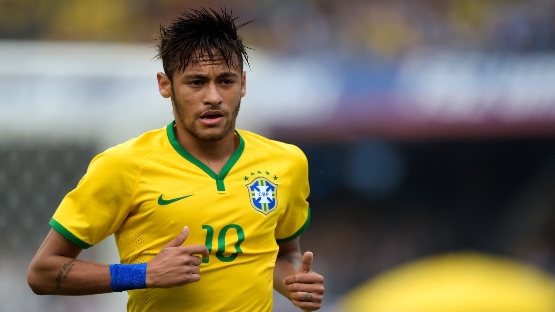 荷兰轻取曼城，门迪关键制胜，战术智慧与个人英雄主义的完美融合