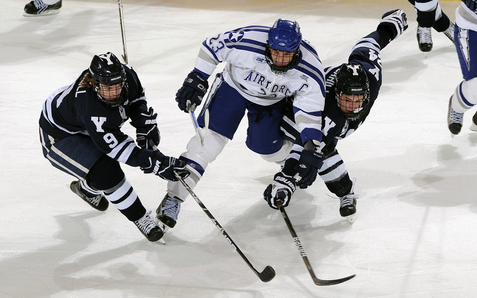 钢铁意志的胜利，王皓扛起全队，德国战车碾压英格兰
